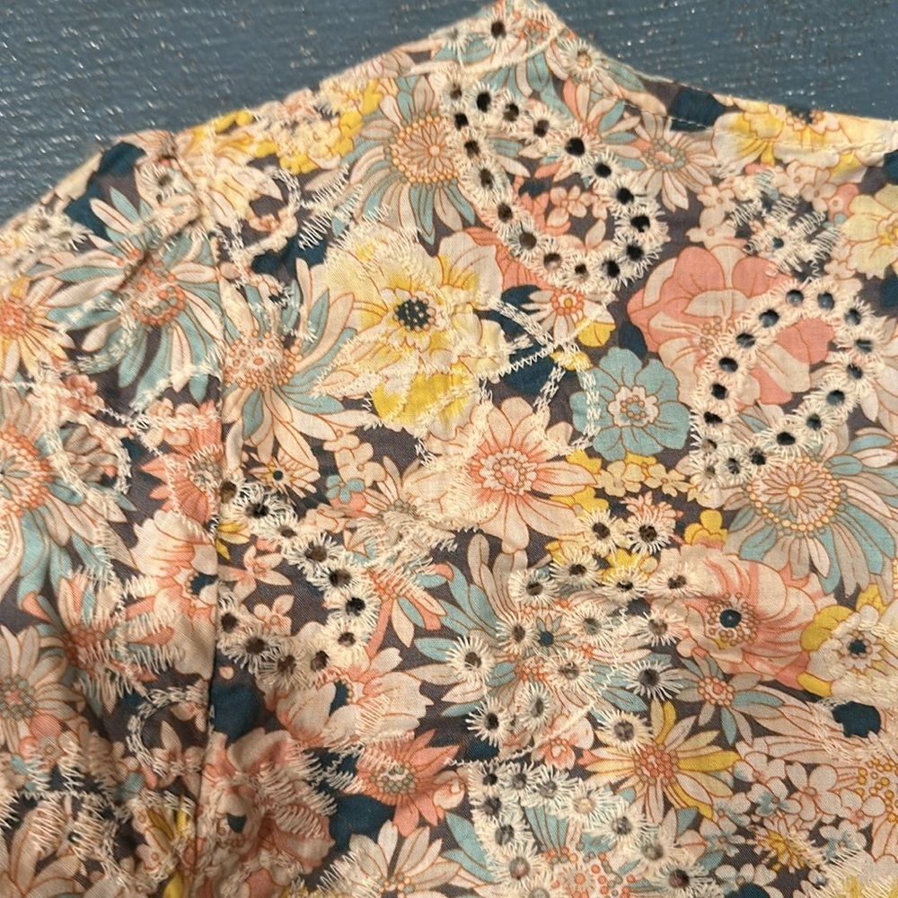 Solitaire Cottagecore Floral Eyelet Cotton Top - Picture 5 of 5